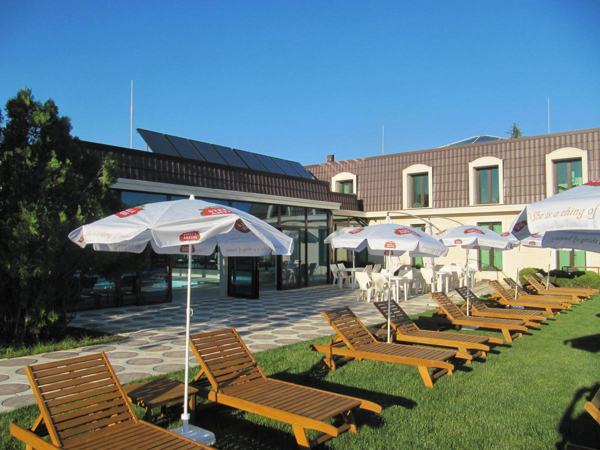 Hotel Villa Ekaterina Vakarel Buitenkant foto
