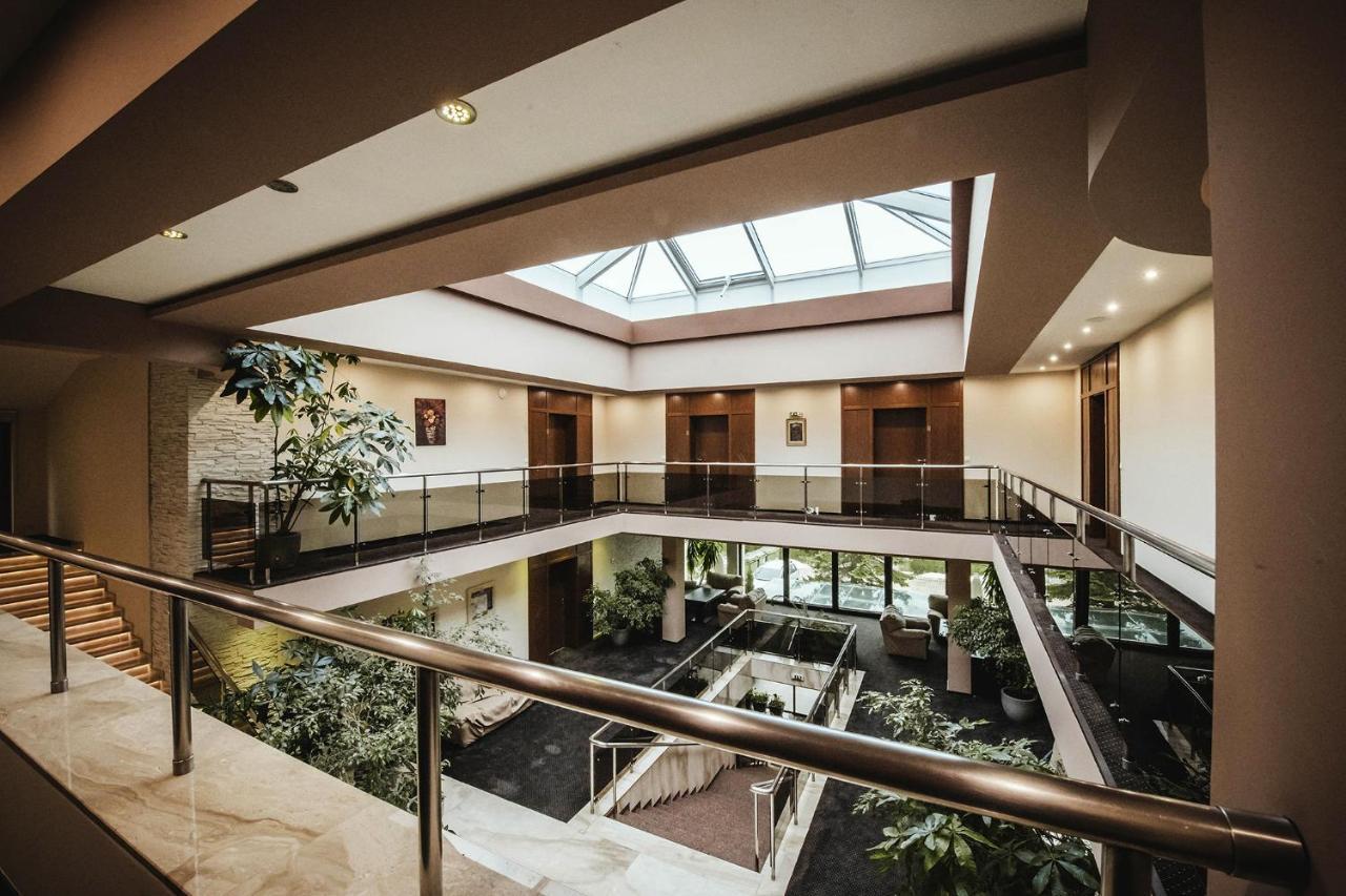 Hotel Villa Ekaterina Vakarel Buitenkant foto
